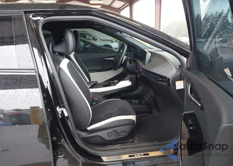 2022 Kia Ev6 Gt-Line z USA, uszkodzony, nr VIN KNDC4DLC9N5069018